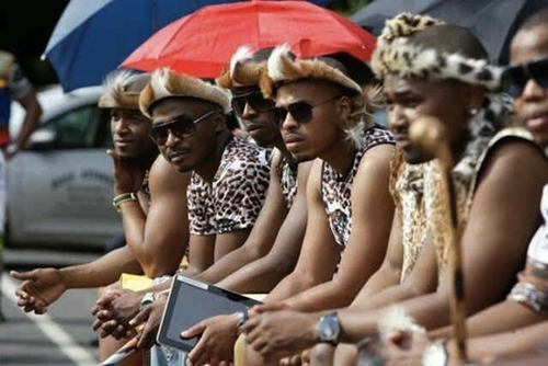 african traditional wear rules, nongiyana, umqhele, traditional clothing